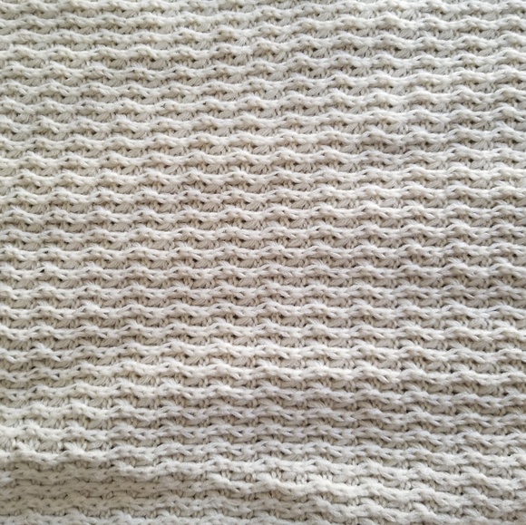 Scarfs - Picture 3 of 5